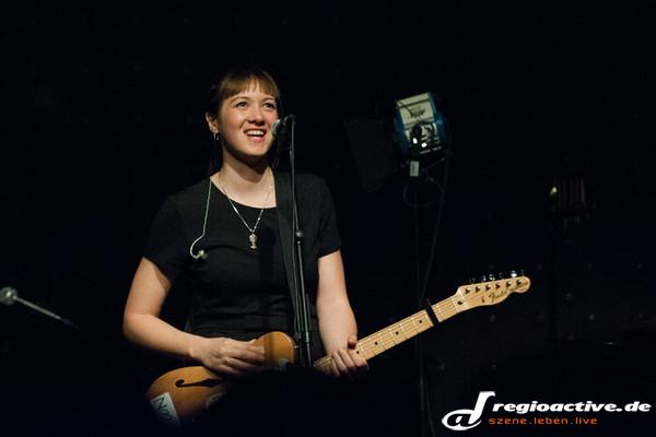 Fröhlich - Fotos: Sophie Hunger live im Mojo Club in Hamburg 