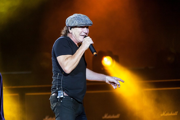 Markenzeichen - AC/DC: Darum trägt Brian Johnson seine Mütze 